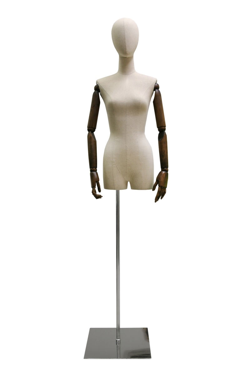 tors woman dark wood 2